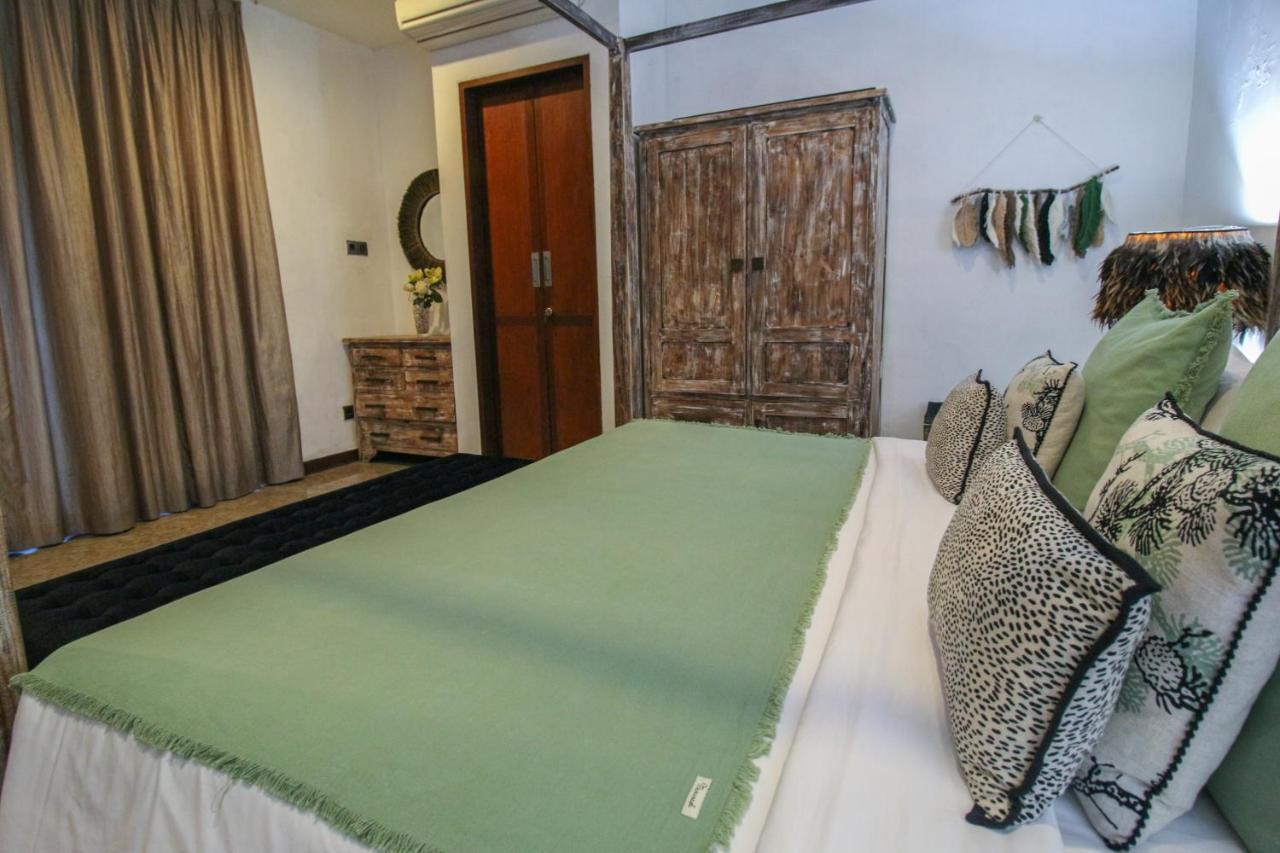 Villa Yasmin Seminyak Esterno foto