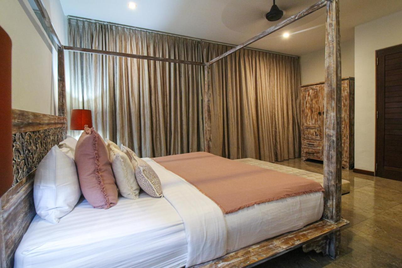 Villa Yasmin Seminyak Esterno foto