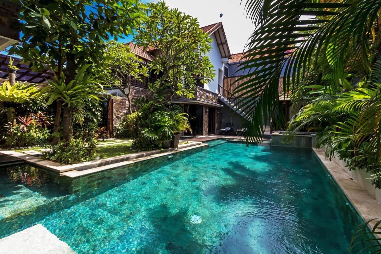 Villa Yasmin Seminyak Esterno foto